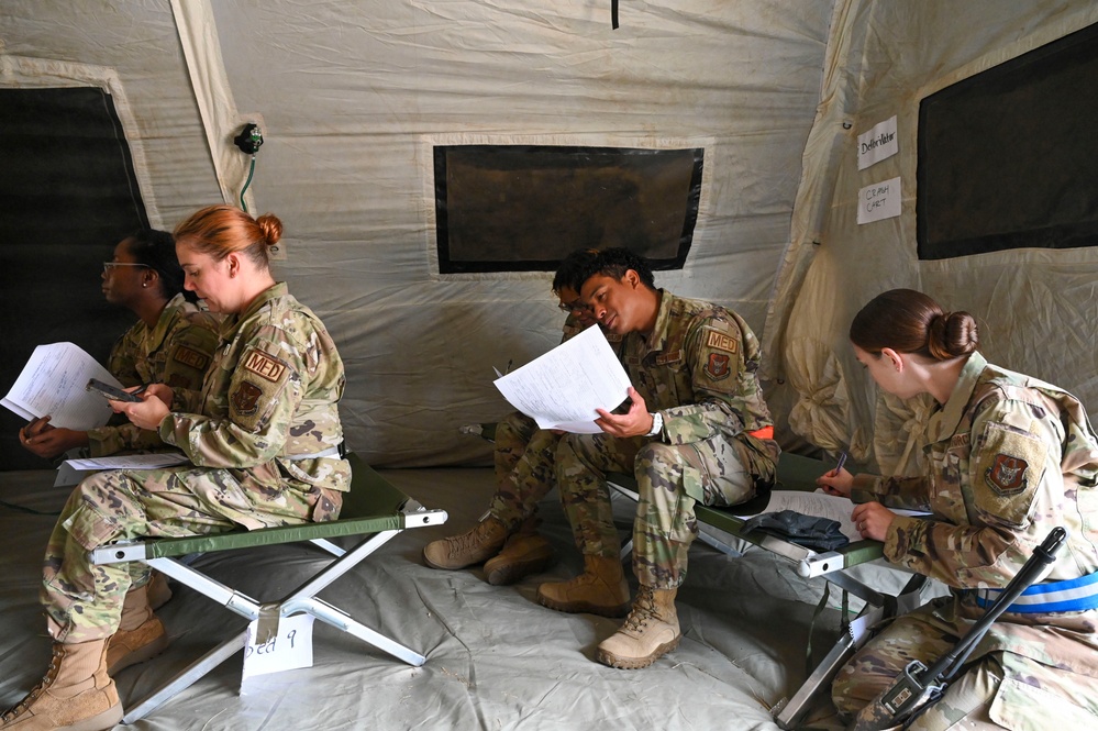 Reservists train for aeromedical evacuation in Lima, Peru