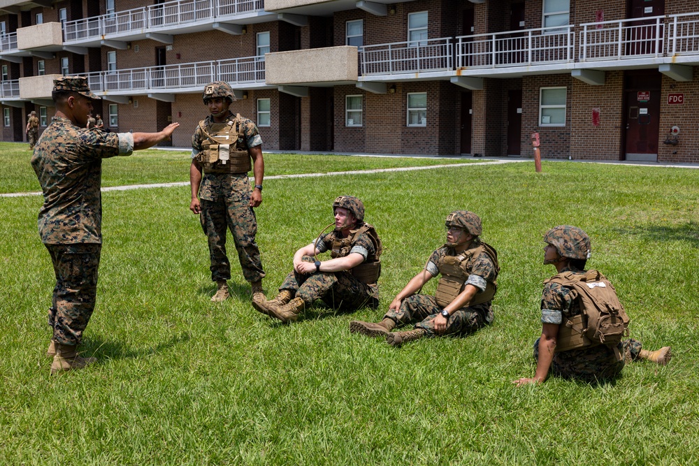 Midshipmen conduct offensive operations