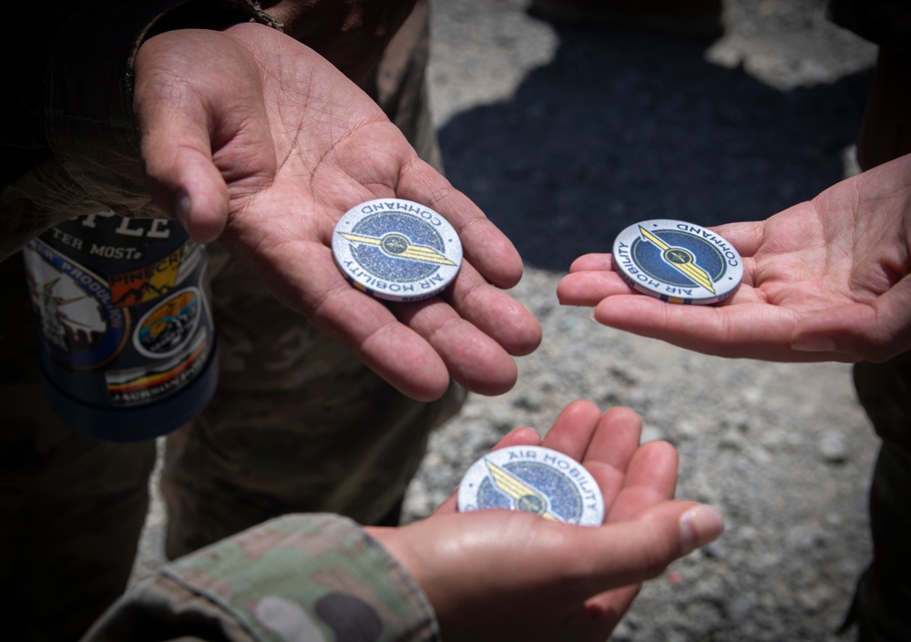 AMC CC visits Travis AFB, spends time with 60 AMW, 621 CRW Airmen