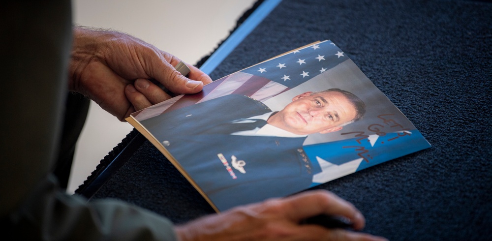 AMC CC visits Travis AFB, spends time with 60 AMW, 621 CRW Airmen