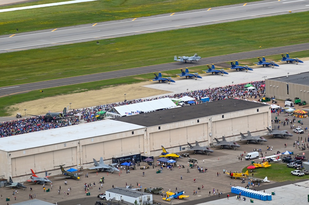 148th Fighter Wing Supports Duluth Airshow