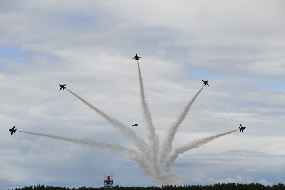 DVIDS Images 148th Fighter Wing Supports Duluth Airshow [Image 35