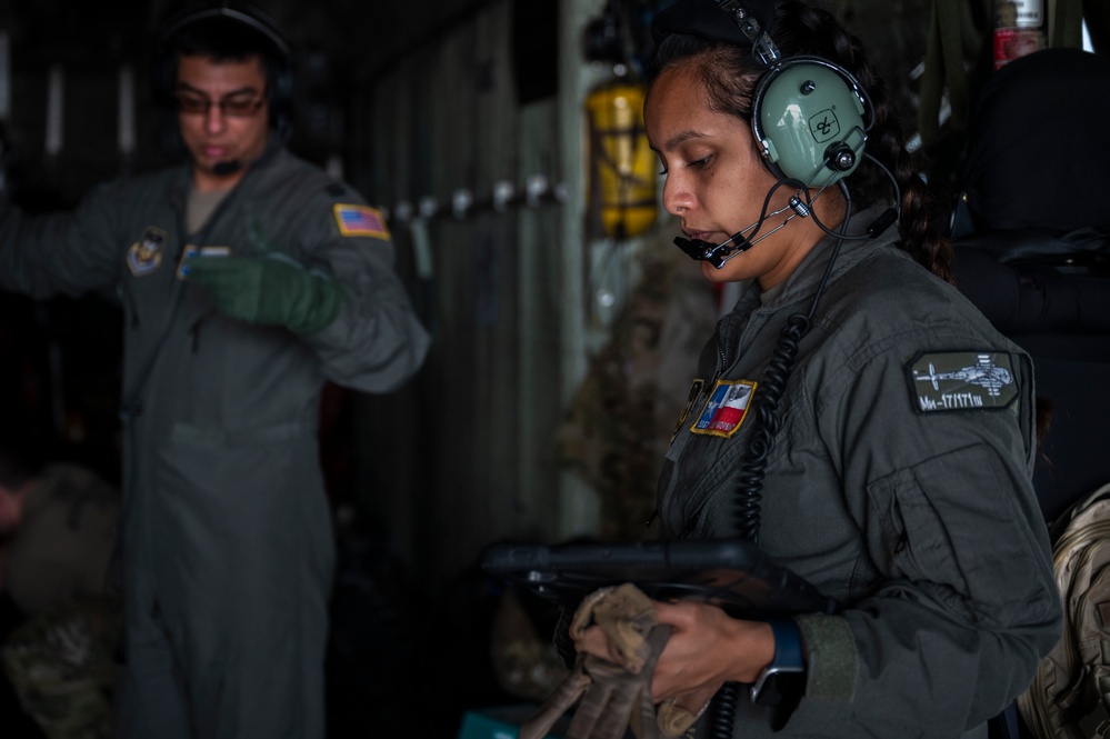 Air Force Reserve Aeromedical Train In Peru