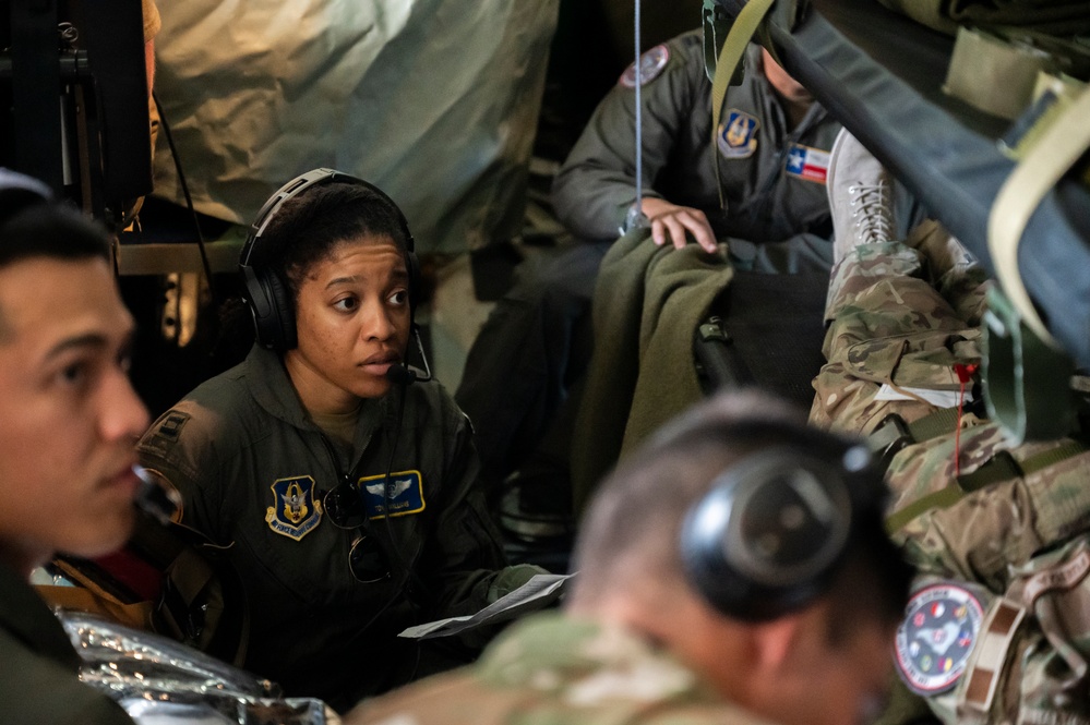Air Force Reserve Aeromedical Train In Peru