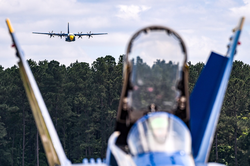 Blue Angels Perform at the Wings Over Wayne Air Show.