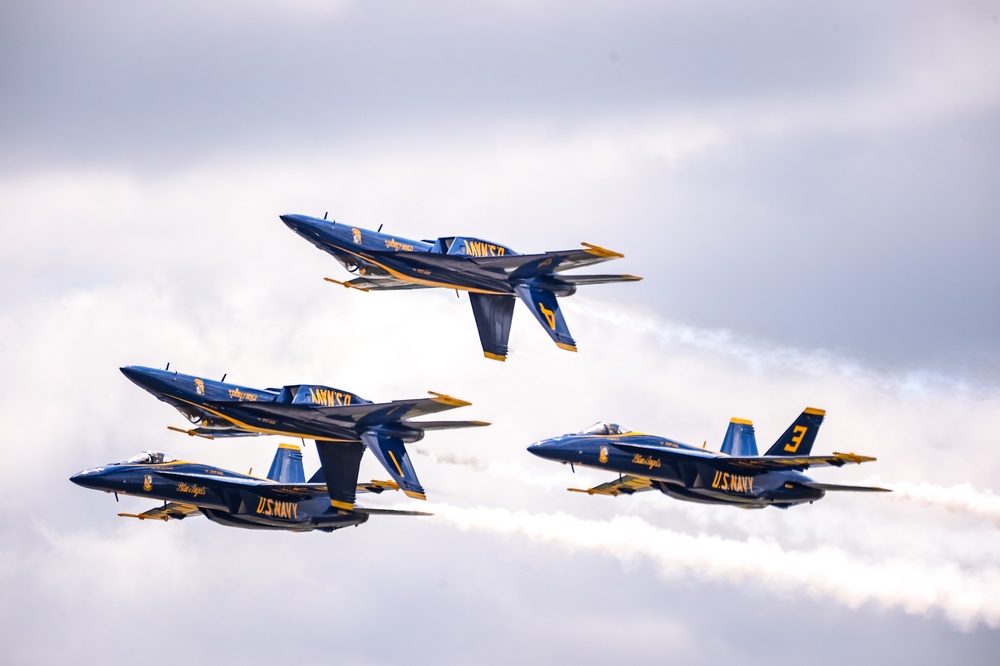 Blue Angels Perform at the Wings Over Wayne Air Show.