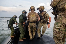 Navy SEALs Enhance Maritime Dominance During SUB/SOF Operations at UNITAS