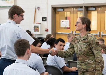 Reserve leadership engages and inspires community, commends total force recruiters