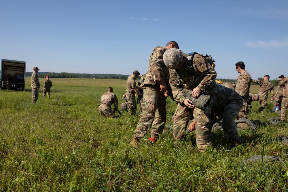 DVIDS - Images - Operation Viking UH-60 Jump [Image 8 of 8]