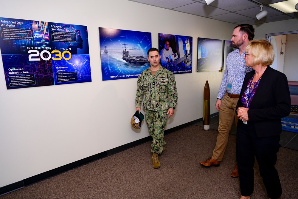 Congressional Field Representative visits NSWC Corona