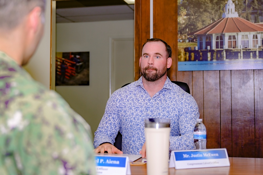 Congressional Field Representative visits NSWC Corona