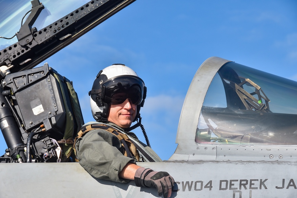 Carrier Air Wing 5 conducts change of command ceremony aboard USS Ronald Reagan (CVN 76)