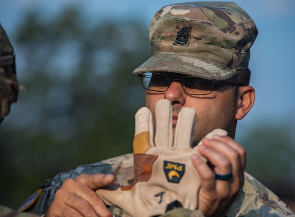 Big Red One NCOs Train Army's Future Leaders