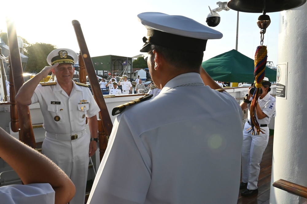 CNO presented Colombian Order of Naval Merit