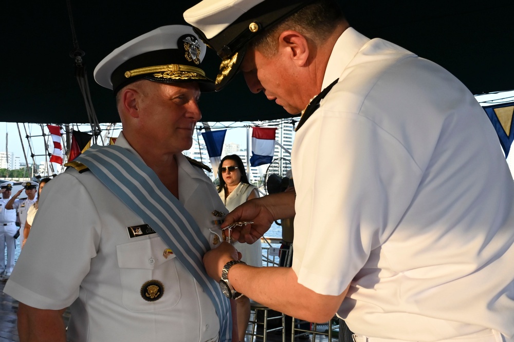 CNO presented Colombian Order of Naval Merit