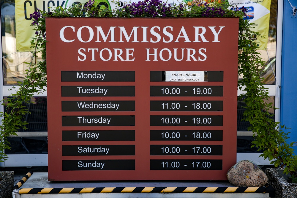 Hohenfels Commissary Hours