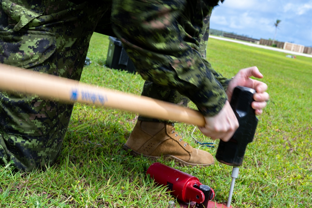 JCSE trains with RCAF, USAF