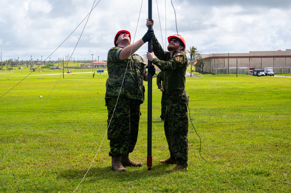 JCSE trains with RCAF, USAF