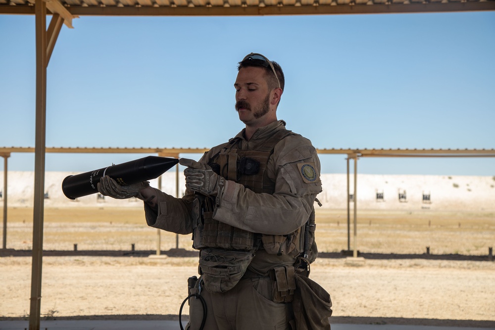 Norwegian soldiers conduct a live-fire exercise at Al Asad Air Base