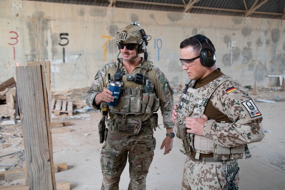 U.S. Army Soldiers compete for the German Schützenschnur badge at Al Asad Air Base