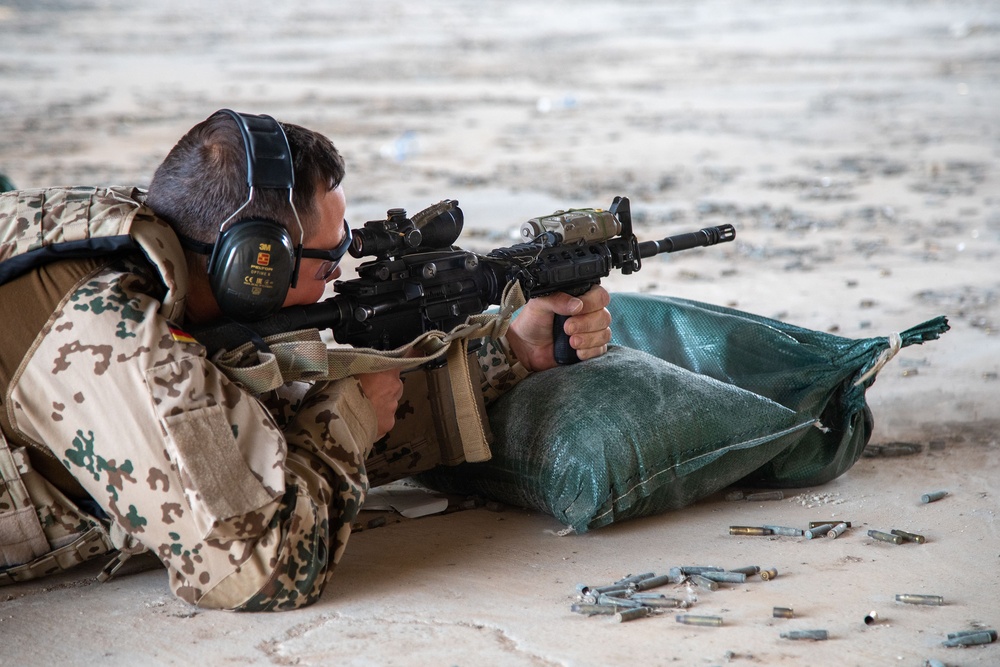 U.S. Army Soldiers compete for the German Schützenschnur badge at Al Asad Air Base