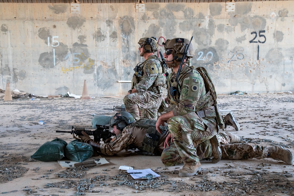 U.S. Army Soldiers compete for the German Schützenschnur badge at Al Asad Air Base