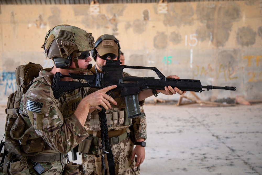 U.S. Army Soldiers compete for the German Schützenschnur badge at Al Asad Air Base