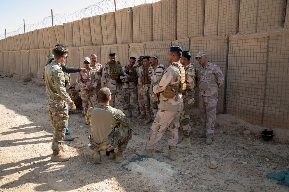 Coalition forces conduct Howitzer live-fire exercise at Al Asad Air Base