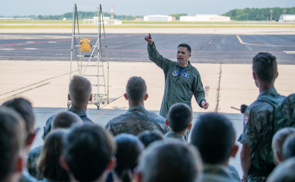 Indiana Wing Civil Air Patrol visits 122nd Fighter Wing