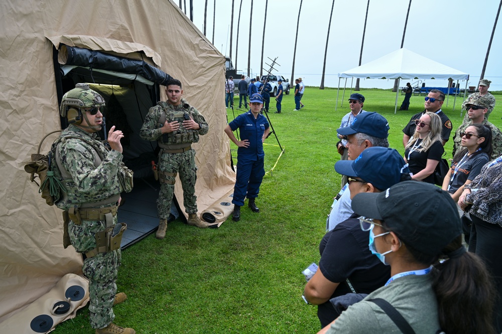 Coast Guard Los Angeles-Long Beach hosts Boss Lift with ESGR to highlight Reservists' roles in the military and civilian careers