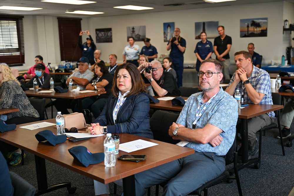 Coast Guard Los Angeles-Long Beach hosts Boss Lift with ESGR to highlight Reservists' roles in the military and civilian careers