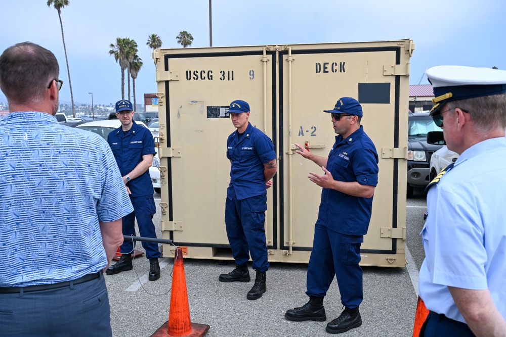 Coast Guard Los Angeles-Long Beach hosts Boss Lift with ESGR to highlight Reservists' roles in the military and civilian careers