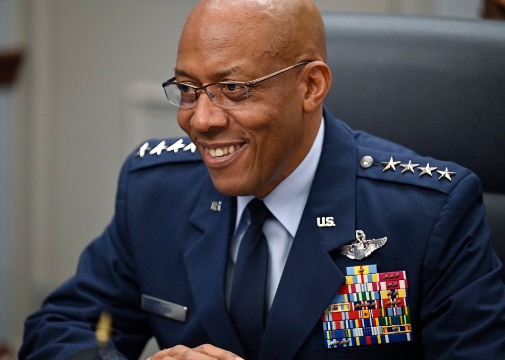 CSAF Brown meets Qatar Lt. Gen. Al-Nabet