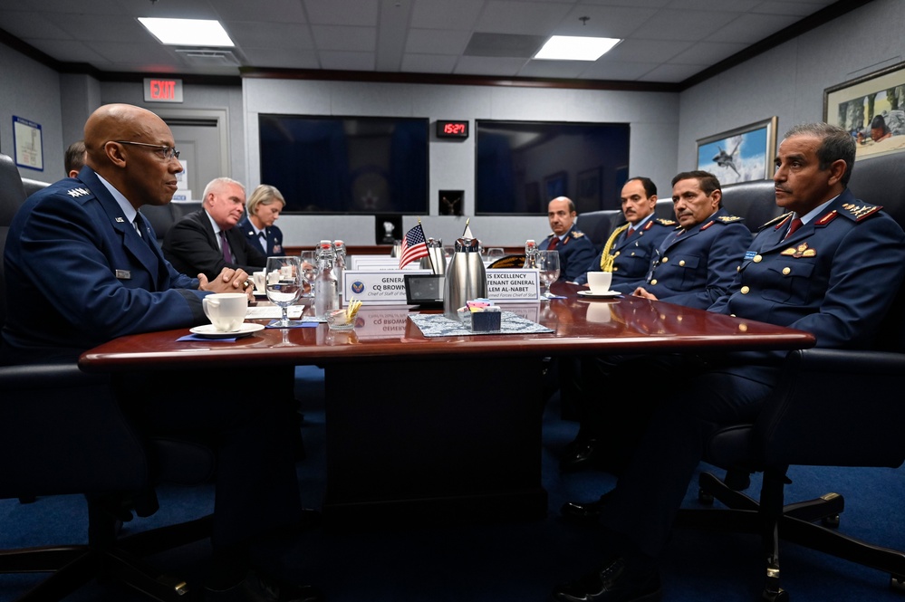 CSAF Brown meets Qatar Lt. Gen. Al-Nabet