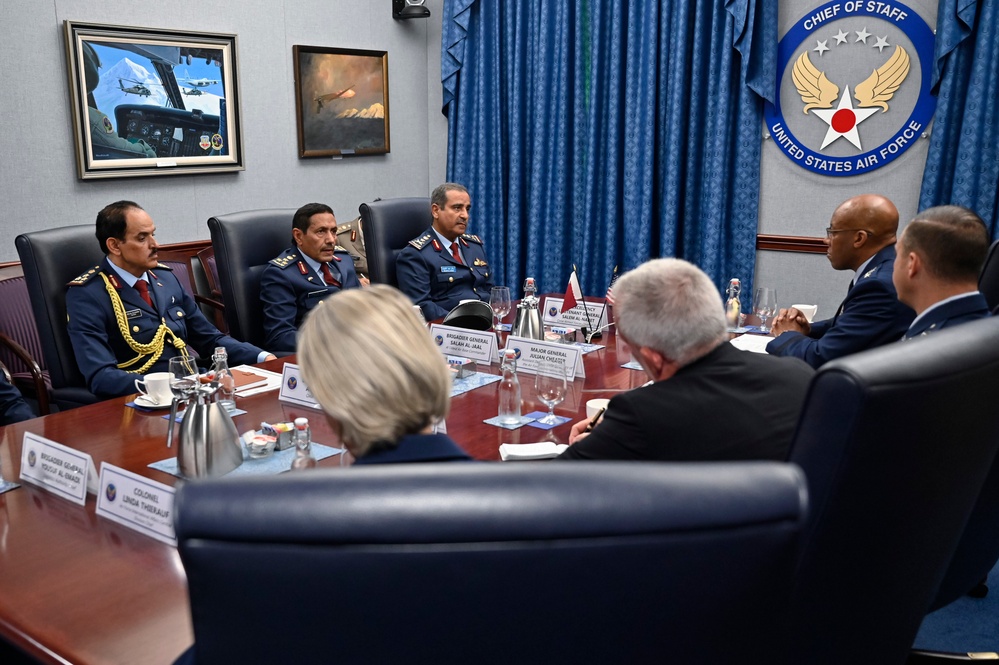 CSAF Brown meets Qatar Lt. Gen. Al-Nabet