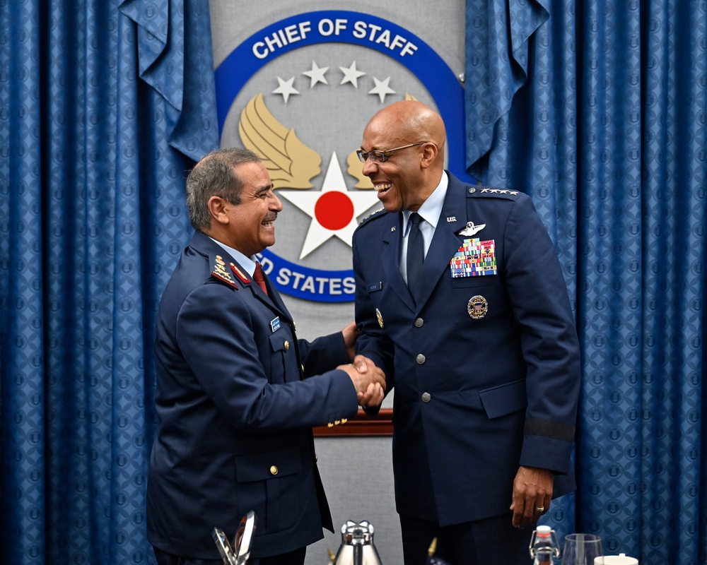 CSAF Brown meets Qatar Lt. Gen. Al-Nabet