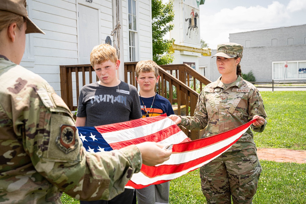 Missouri Honor Guard teach children about flag folding