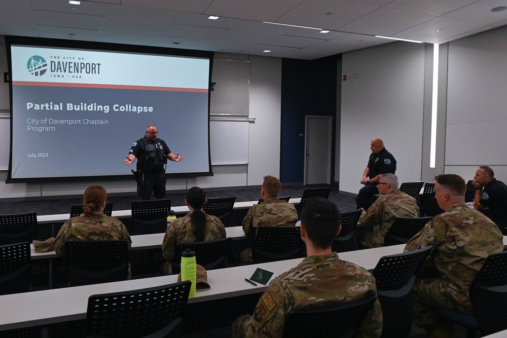 132d Wing Chaplain team visits Davenport Police Department; Learns about support during crisis