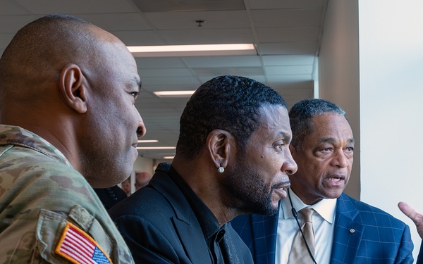 LTG Vereen Hosts R&amp;B singer Keith Sweat