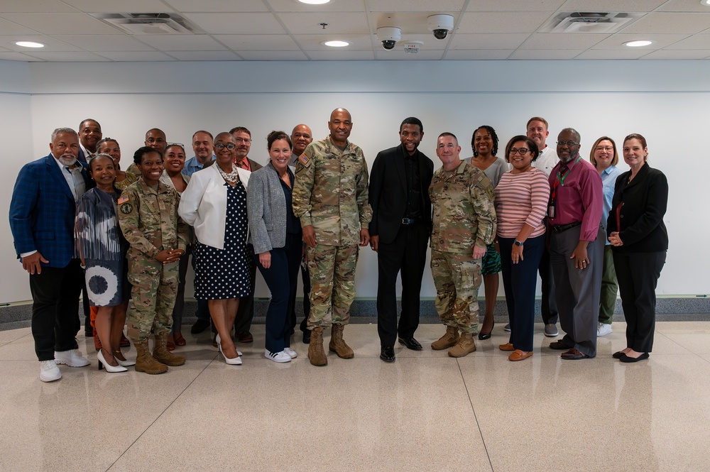 LTG Vereen Hosts R&amp;B singer Keith Sweat