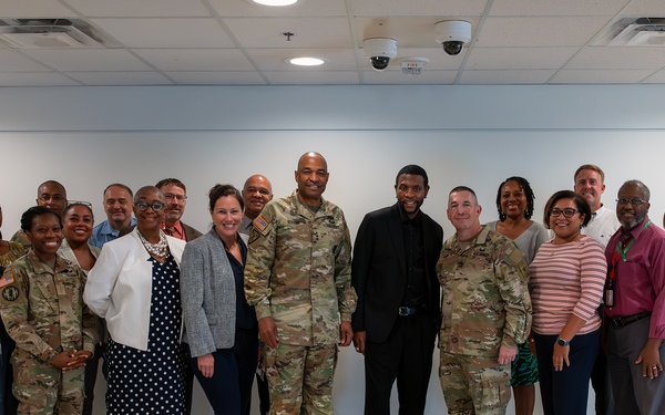 LTG Vereen Hosts R&amp;B singer Keith Sweat