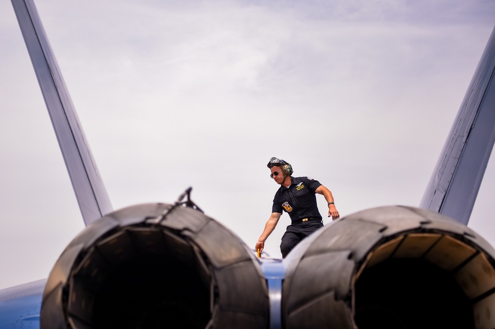 Blue Angels Perform at the Wings Over Wayne Air Show.