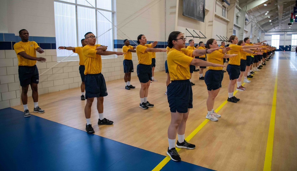 Recruits PT at Atlantic Fleet Drill Hall at Recruit Training Command