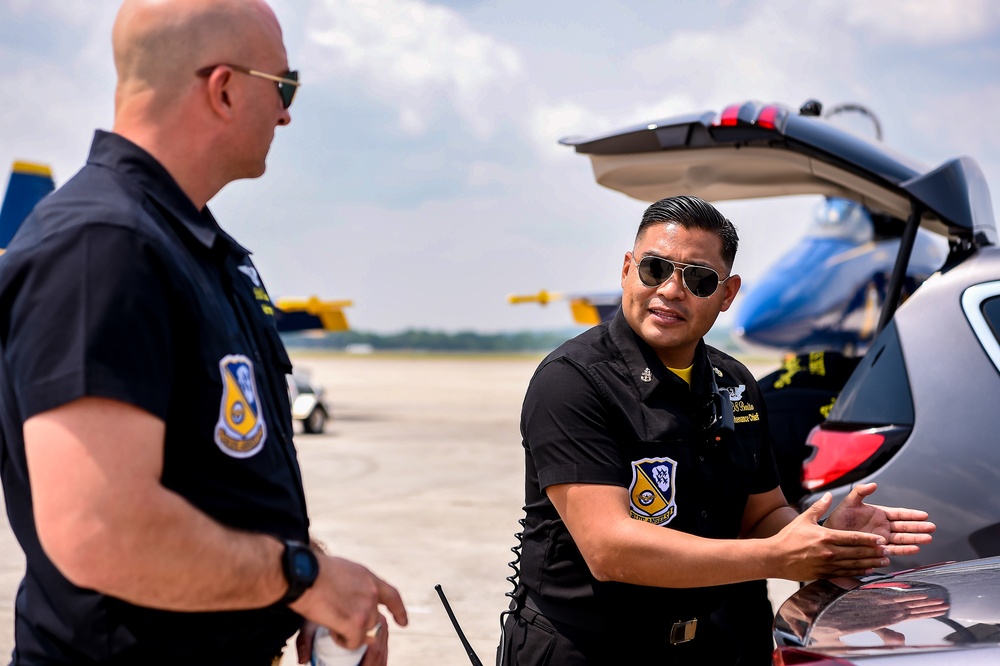 Blue Angels Perform at the Great Tennessee Air Show.