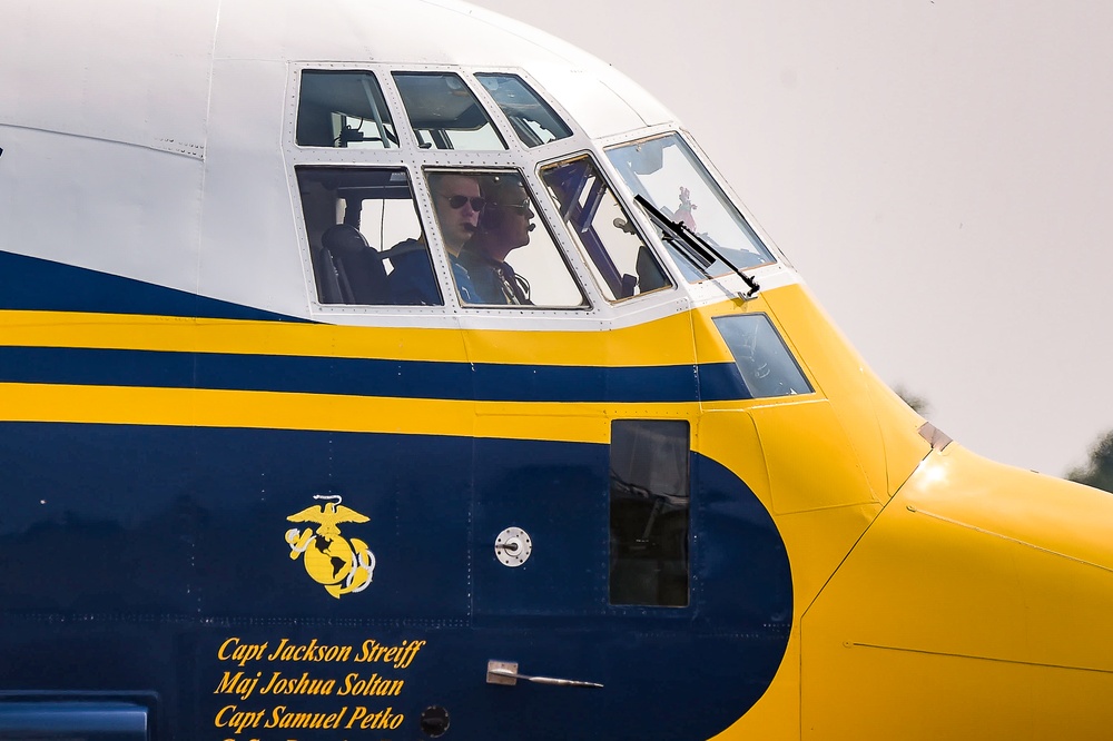 Blue Angels Perform at the Great Tennessee Air Show.