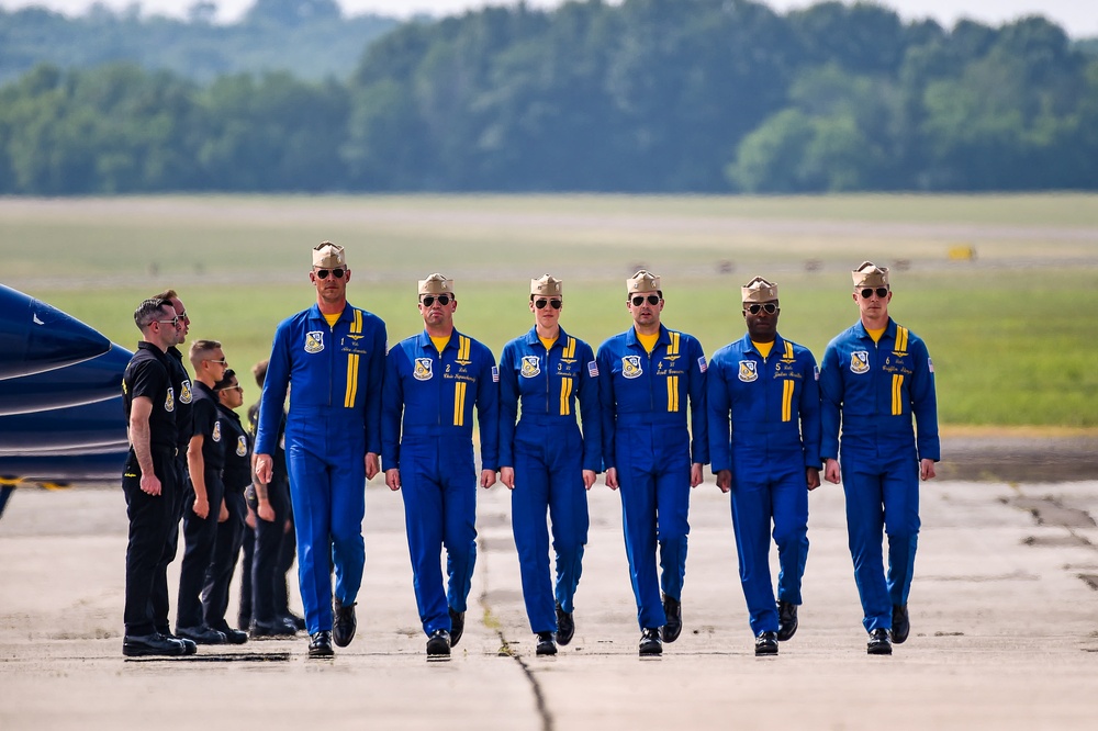 Blue Angels Perform at the Great Tennessee Air Show.