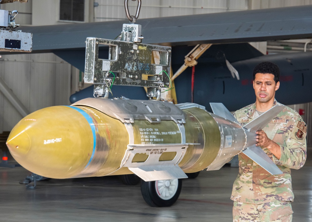 5AMXS 2Q Weapons Load Competition