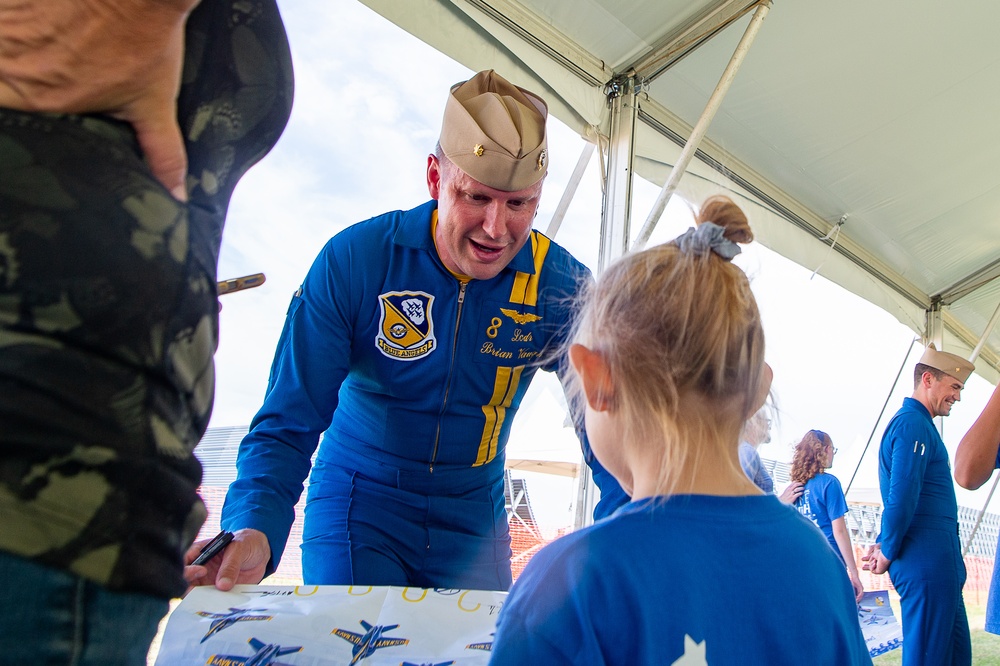 DVIDS Images Blue Angels Perform at the Tinker Air Show. [Image 37