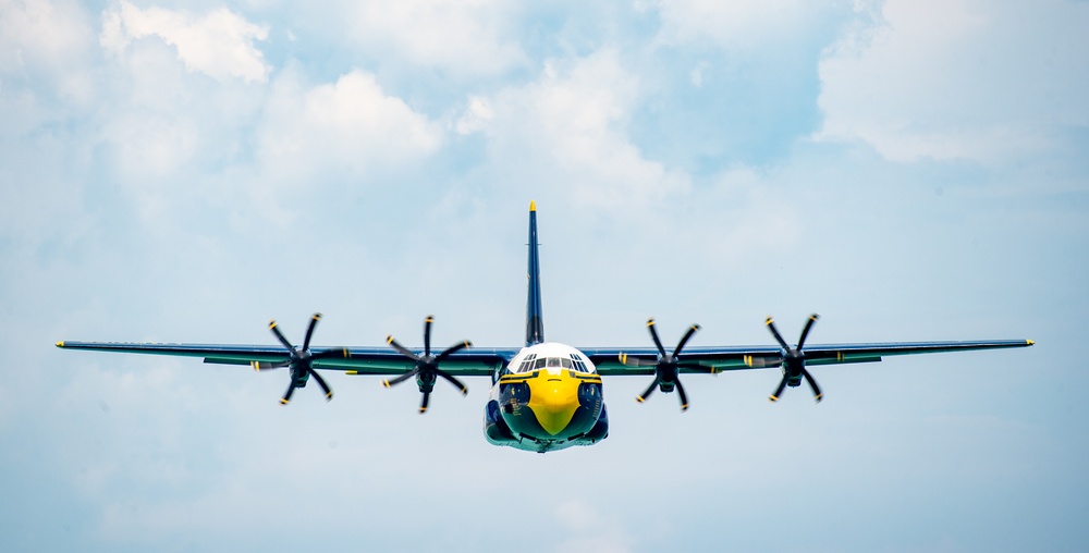 Blue Angels Perform at the Pensacola Beach Air Show.