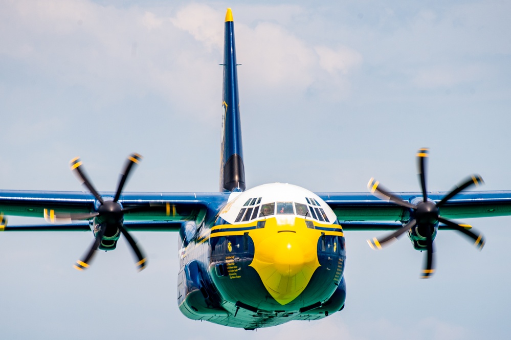 Blue Angels Perform at the Pensacola Beach Air Show.